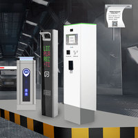Sistema de Pago Automático para Estacionamientos Marca COMA, con Código QR y NFC, Construcción de Aluminio y Acero Inoxidable