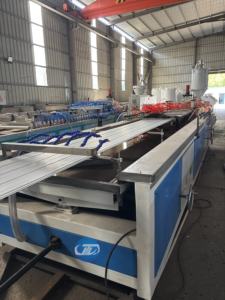 自動PP/PEプロファイル押出ラインペットキャリア & 収納ボックスプラスチック製造機 - Product Image 3