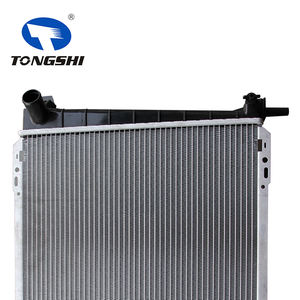 Radiateurs de refroidissement en aluminium automatiques d'usine de radiateur de voiture d'OEM 3313267 pour <span class=keywords><strong>Ford</strong></span> <span class=keywords><strong>Explorer</strong></span> 4x4 V6 4.0L AT - Product Image 4