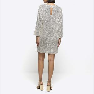 เดรสสั้นทรงเข้ารูปประดับเลื่อมสีเงินสุดหรู ดีไซน์ใหม่ล่าสุด คอปก แขนสามส่วน เหมาะสำหรับงานปาร์ตี้และงานค็อกเทล - Product Image 2