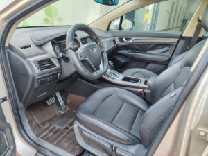 Voiture à essence Geely <span class=keywords><strong>Auto</strong></span> Emgrand <span class=keywords><strong>GS</strong></span> 2016 Édition élégante 1.3T Automatique Premium Conduite à gauche - Product Image 5