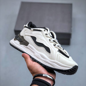 Nuevos zapatos deportivos de moda para hombre y mujer, con suela gruesa, a la moda, que aumentan la altura y son cómodos para absorber impactos. - Product Image 4