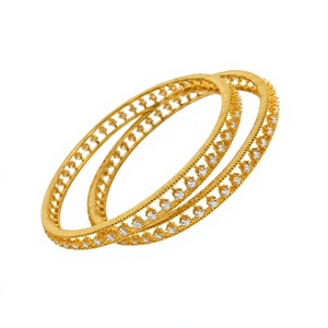 Brazaletes Clásicos Chapados en Oro de 18K con Circonitas Cúbicas y Engaste de Plata de Ley 925, Joyería para Uso Diario de Mujer - Product Image 1