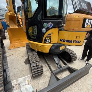 Petite pelle Komatsu PC35 pour la décoration de la maison vente quasi d'occasion avec composants essentiels moteur de pompe - Product Image 4