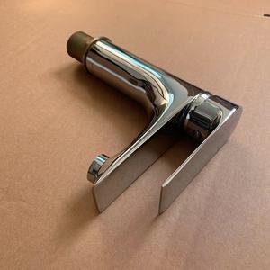 Grifos de lavabo de un solo orificio para baño, mezclador de agua, lavabo - Product Image 2