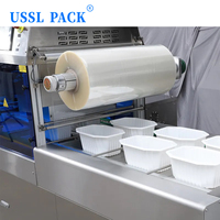 Machine de scellage automatique de barquettes DQ810TG pour la production de plats préparés, de viande, de fruits et de légumes, ligne de production continue d'emballage de barquettes alimentaires
