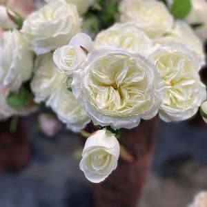 Rosa Artificiale Austin a Tre Teste, Decorazione Floreale per Matrimoni, Composizione Floreale, Decorazione per la Casa, Sfondo Floreale per Vasi - Product Image 6