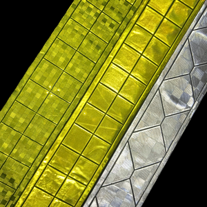 Фабрика по индивидуальному заказу, светоотражающая лента из ПВХ, желтые Светоотражающие материалы, не самоклеящиеся Светящиеся в темноте, защитная одежда для дорожного движения - Product Image 5