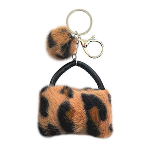 Mini bolso con estampado de leopardo, llavero de felpa, bolso bonito, Bola de piel sintética, Pompón, llavero de coche, colgante de anillo, llavero con pompón, novedades - Product Image 5