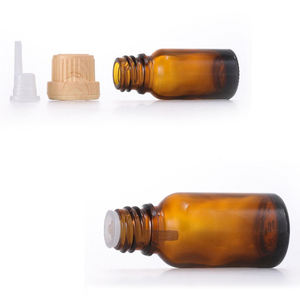 Botella de aceite esencial de vidrio ámbar cosmético con cubierta de madera de bambú falsa de China con tapa de Bambú - Product Image 4