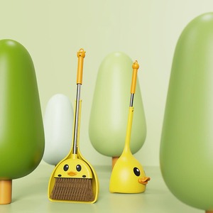 Set Scopa per Bambini DS3646 a Forma di Simpatica Paperella <span class=keywords><strong>Gialla</strong></span>, Gioco di Ruolo per Pulizie Domestiche, Mini Set Scopa e Paletta per Bambini - Product Image 5