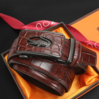 Ceinture en cuir véritable à motif crocodile haut de gamme pour hommes, ceinture automatique en alliage, style épais, décontractée, pour hommes d'âge moyen et jeunes