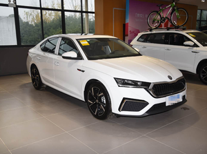 Nuovo Modello 2025 SAIC <span class=keywords><strong>SKODA</strong></span> <span class=keywords><strong>Octavia</strong></span> PRO TSI 280 DSG Edizione Premium 1.4T 150cv/ps L4 5 Porte 5 Posti Berlina Compatta - Product Image 4