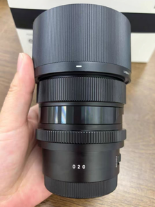 ขายเลนส์ 65mm f/2 DG DN Contemporary E มือสอง — ใช้งานได้เต็มประสิทธิภาพ ไม่มีปัญหาซ่อนเร้น พร้อมฮูด พร้อมใช้งานถ่ายภาพ! - Product Image 4