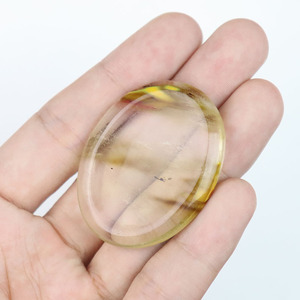 Piedras de Cristal Naturales Portátiles para Aliviar el Estrés, Cristal Tallado a Mano con Grabado, Gua Sha para Meditación y Yoga, 45x35x8MM - Product Image 4