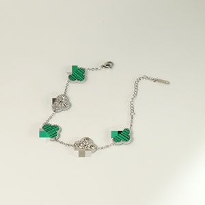 Pulsera de cadena con dijes de trébol múltiple para mujer, ajustable, joyería de moda, regalo - Product Image 6