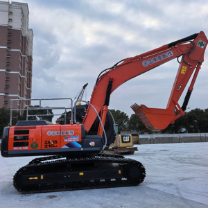 รถขุดมือสอง Zaxis 210 Hitachi Zx210 รถขุดตีนตะขาบ Zx210 Hitachi พร้อมชั่วโมงการทำงานต่ำ - Product Image 1