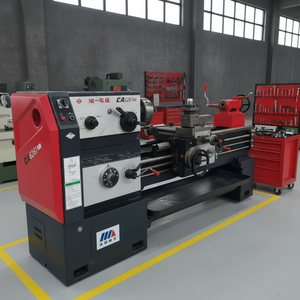 Tour à disques de frein léger China Machinery CS6250 380V pour tambours de frein de camion 10 pouces avec mandrin à 4 mors - Product Image 1