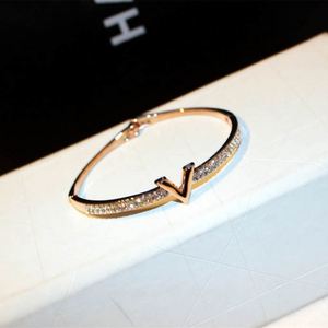 Nueva Pulsera de Moda para Mujer KAPYYA Elegante S00166, Chapada en Oro, con Letras de Diamantes de Imitación, Joyería Moderna para Aniversario, China - Product Image 6