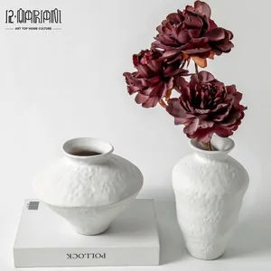 现代小型奢华简约简约白色陶瓷花瓶家居装饰