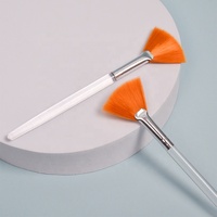Échantillon gratuit de poils synthétiques brosse éventail de petite taille brosse masque cosmétique pour le visage brosse éventail visage incurvé pour le visage