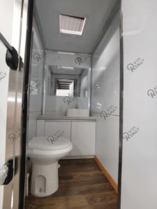Remolque de inodoro portátil US Standard 1/2 Stall, cabina personalizada, baño móvil disponible para <span class=keywords><strong>alquiler</strong></span> para eventos al aire libre - Product Image 4
