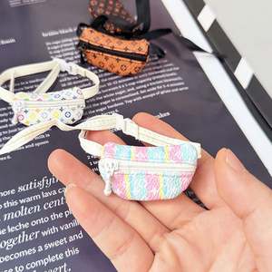 Accessoires de poupée de dessin animé innovants Macaron Labuibui, design en plastique durable avec sac Rabubu V1V2V3 - Product Image 3