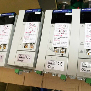 มิตซูบิชิ Mr-J2s-10B เซอร์โวไดรฟ์ 100W AC 230V สำหรับเซอร์โวมอเตอร์ - Product Image 1