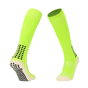 Chaussettes de sport professionnelles personnalisées en jacquard et avec logo pour jeunes, respirantes, antidérapantes, avec semelle en tissu éponge pour le football - Product Image 6