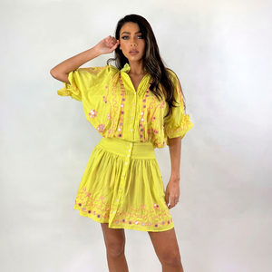 Robe courte bohème jaune brodée, écologique, à contraste de couleurs, manches bouffantes, en organza, imprimé floral, coupe ample, pour femmes - Product Image 1