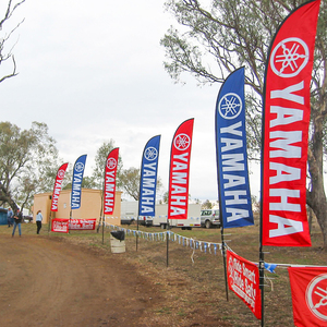 علم شاطئي مخصص للدعاية والإعلان الخارجي مصنوع من البوليستر بتقنية الصباغة بالتسامي - Product Image 3