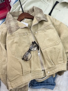 Custom Wholesale High Quality Cotton <b>Denim</b> Retro Y2K Corduroy Collar Chest Pocket <b>Cropped</b> Boxy Fit <b>Jacket</b> for Men - Product Image 2