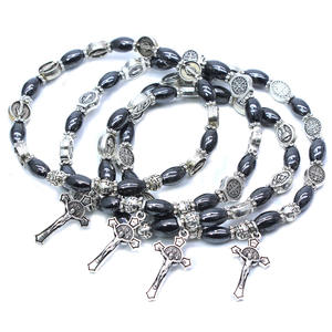 Venta al por mayor, joyería cristiana negra, icono, cuentas negras, Rosario, crucifijo, <span class=keywords><strong>pulsera</strong></span> colgante <span class=keywords><strong>de</strong></span> <span class=keywords><strong>la</strong></span> Virgen María - Product Image 1