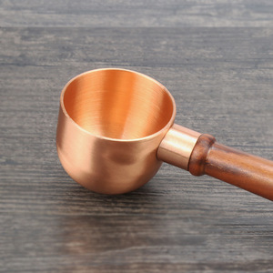 Cuillère doseuse à café en bois 10g, manche en bois massif avec cordon pour usage en cuisine - Product Image 3