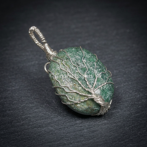 Collier Pendentif Classique en Argent Tibétain Thème Agate Guérison Jade Vert avec Enroulement de Fil pour Anniversaire Unisexe - Product Image 3