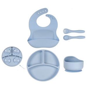 Vente en gros <span class=keywords><strong>de</strong></span> tapis pour bébé sans BPA tasse diviseur écologique pour enfants cuillère vaisselle en silicone ensemble d'alimentation pour bébé bol à <span class=keywords><strong>ventouse</strong></span> plaque en silicone - Product Image 5