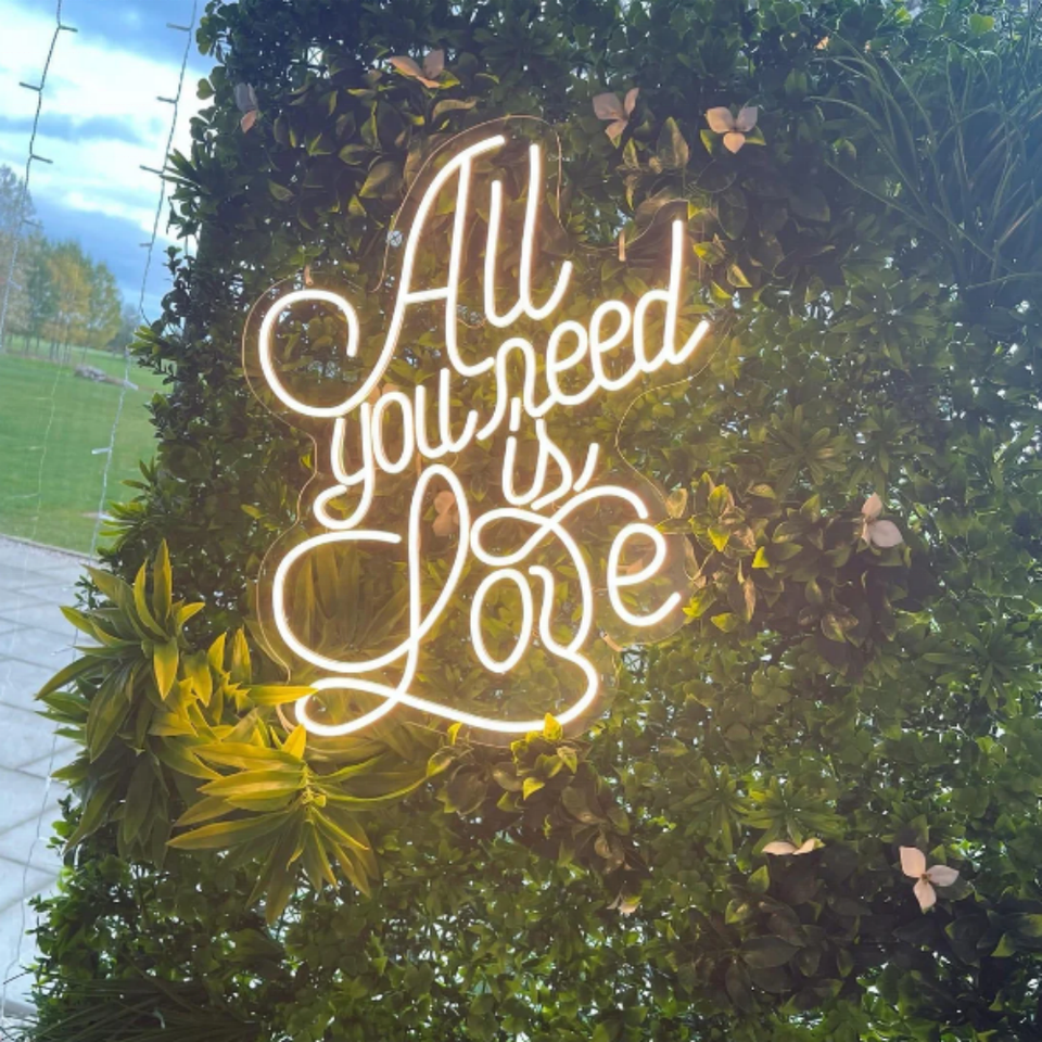 Fast Shipping Led Neon Sign Wedding Decoration Neon Light Sign Party Lighting Wedding Led All You Need Is Love For Wall Decor