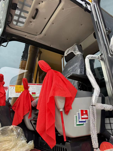 Excavadora de cadenas usada Rennuo Komatsu PC240-8 de 24 toneladas y 113 kW, modelo 2024, incluye motor, caja de cambios, bomba, PLC, rodamientos, engranajes, informe y video. - Product Image 4