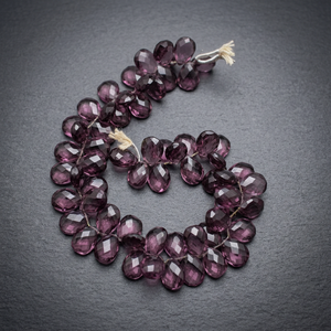 Perles d'améthyste ovales facettées faites à la main RozRin Crystals, motif géométrique poli de luxe, décoration d'intérieur - Product Image 3