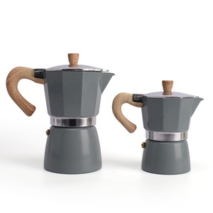 Cafetera Espresso Portátil Moderna de Gran Capacidad (3/6 Tazas) de Aluminio con Asa y Tapa con Diseño de Madera - Product Image 2