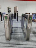 Fonction de comptage d'alarme d'intrusion illégale de soutien Sécurité Moteur DC24V Contrôle d'accès pour piétons Tourniquet automatique Barrière pivotante