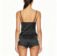 Ensemble pyjama en satin noir avec dentelle, camisole et short, lingerie sexy, vêtements de nuit pour femmes, tenue de détente estivale, deux pièces, vêtements de maison