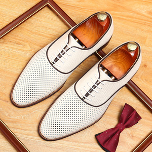 Nouvelles bottines Chelsea en cuir pour hommes de style italien de haute qualité avec lacets - Imperméables pour les occasions de mariage et de fête - Product Image 4