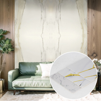 Plaque de marbre PVC avec feuille d'or et revêtement UV, flexible et découpable, pour la décoration intérieure de petites boutiques de détail, certifiée CE, fabrication sur mesure