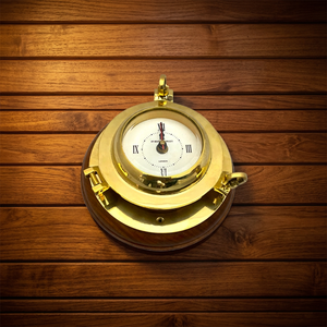 Horloge de bateau antique de luxe en laiton avec base en bois, décoration de bureau nautique, cadeau de collection, artisanat Tajdaar, Luminova - Product Image 3