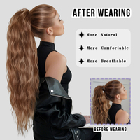 Perruque ondulée moderne pour femme de 34 pouces avec queue de cheval bouclée orange blond et noir, cheveux synthétiques ajustables et pinces à cheveux noires