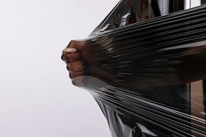 China Supplier <b>Plastic</b> Packaging Transparent Jumbo Stretch Film Lldpe Stretch <b>Wrap</b> - Product Image 4
