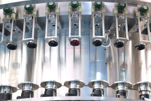 Hơn 15 năm kinh nghiệm sản xuất máy rót bia chai thủy tinh đa định dạng 4 trong 1 tự động cho dây chuyền rót bia lúa mì - Product Image 5