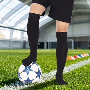 Chaussettes de sport montantes pour adultes, respirantes, en coton noir uni, pour l'entraînement athlétique et le football, idéales pour le printemps - Product Image 3