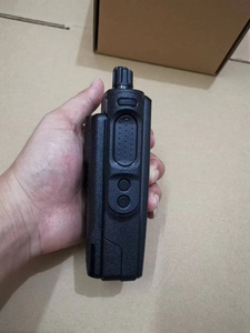 MOTOROLA Motorola Talkie-walkie longue portée, radio bidirectionnelle portable numérique IP57, interphone 2 voies, talkie-walkie UHF VHF DP4400 P8600 - Product Image 4